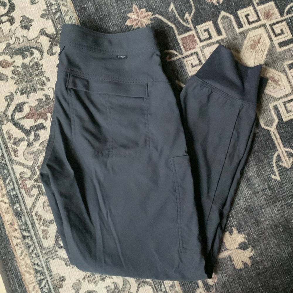 Prana jogger